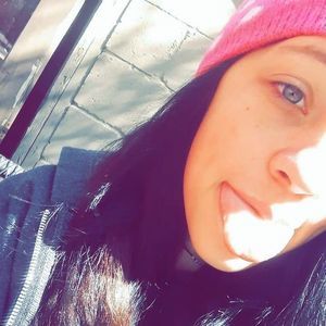 Meet your Posher, Elexis